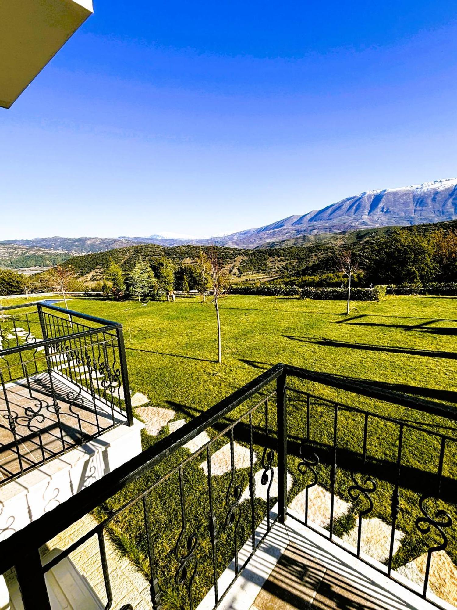Hotel Gle-Alb Agrotourism Tepelene Exterior foto